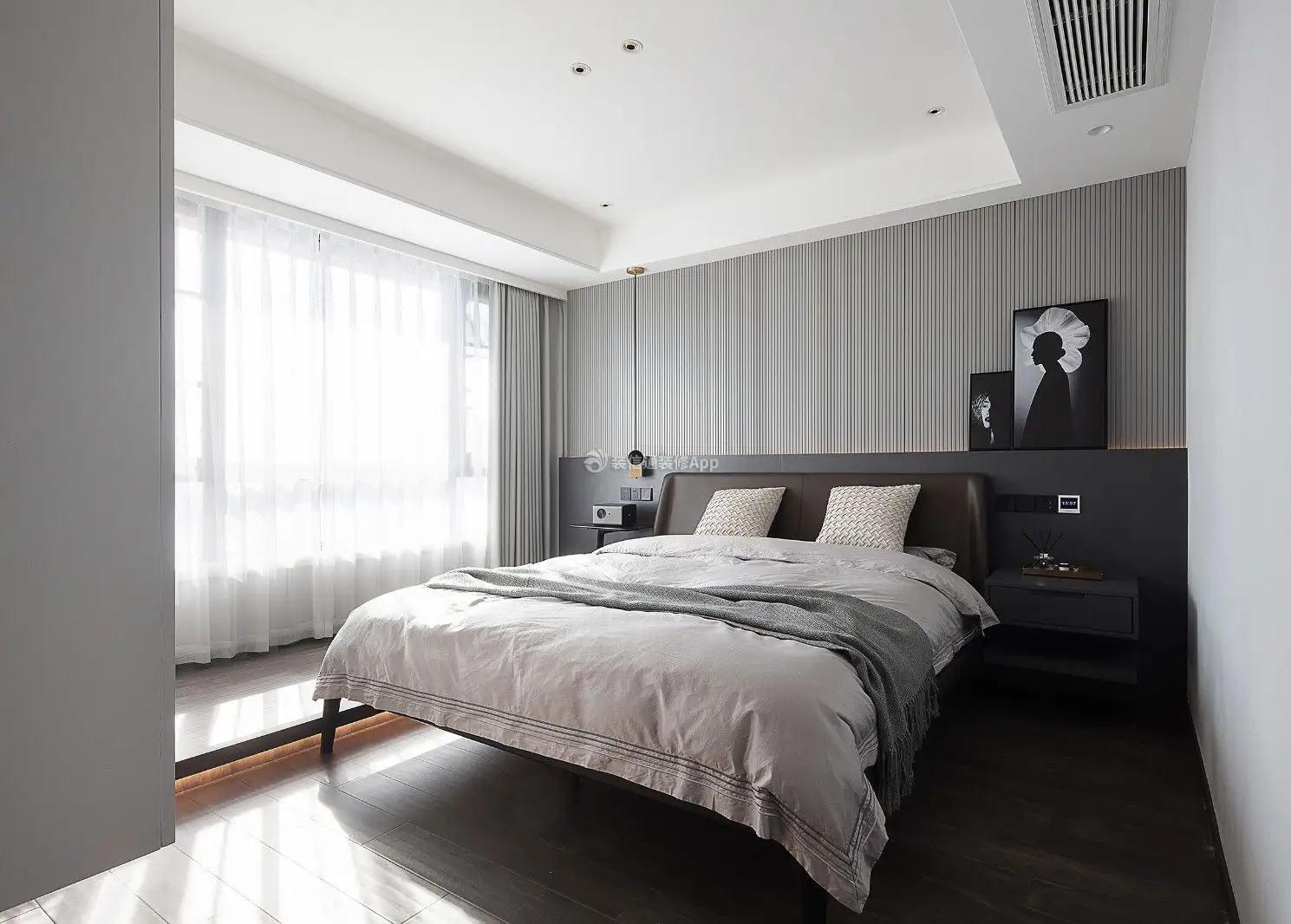 日本少妇中文字幕不卡视频集成墙板